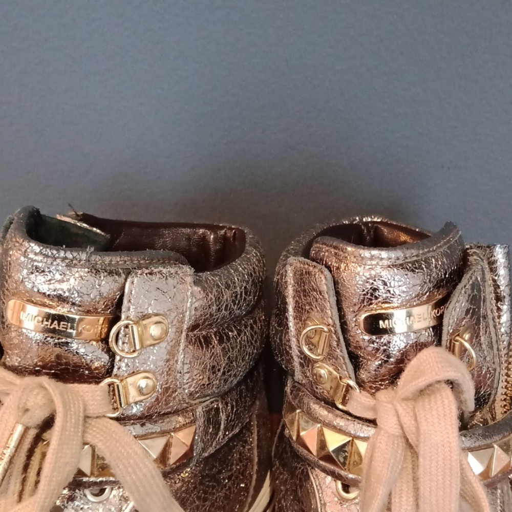 Michael Kors gold ankle sneakers - Picture 2 of 8
